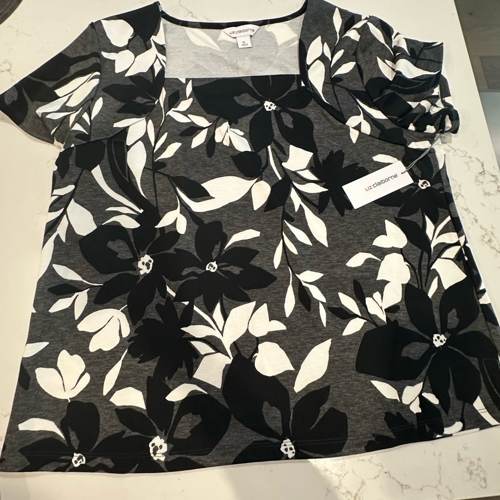 Liz Claiborne Black and White Floral Blouse